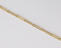 Štýlový náramok s klasickým dizajnom