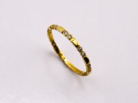 Jemný a elegantný prsteň z 14-karátového žltého zlata