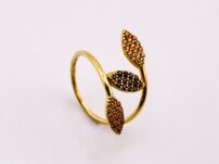 Dámsky zlatý prsteň Leaf Charm 14K – žlté zlato s listovým motívom