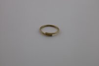 Dámsky zlatý prsteň  s gravírovaním